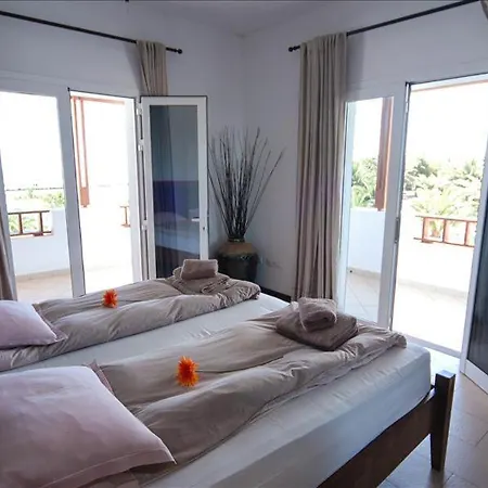 Sleeps 18 With Pool And Wifi فيلة *