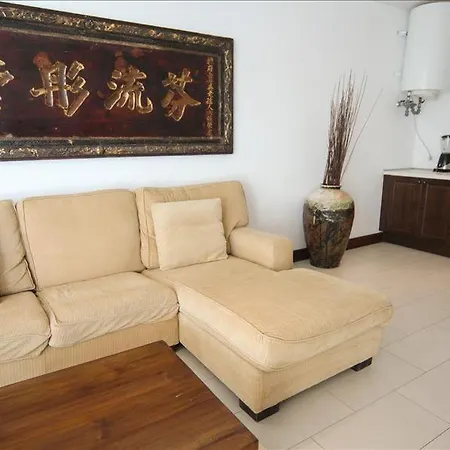 Villa Sleeps 18 With Pool And Wifi *